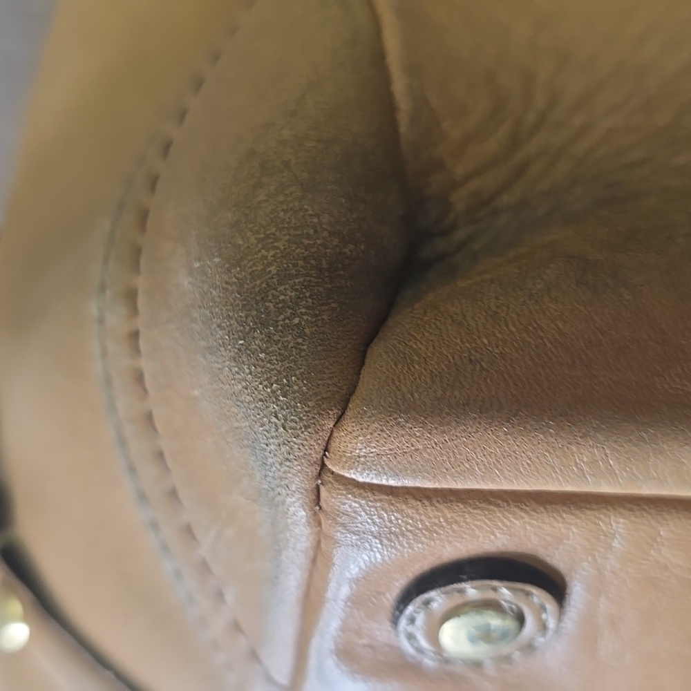 Coach Light Brown Leather Gallery Tote, Vintage - Picture 7 of 15